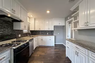 5619 Wood Creek Way, Houston, TX 77017 - Photo 6