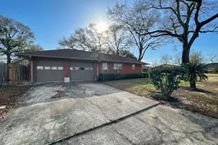 5619 Wood Creek Way, Houston, TX 77017 - Photo 22
