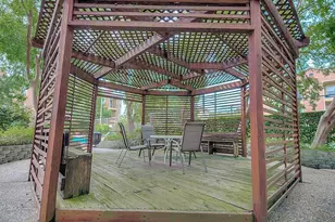 10811 Richmond Ave, Houston, TX 77042 - Photo 24