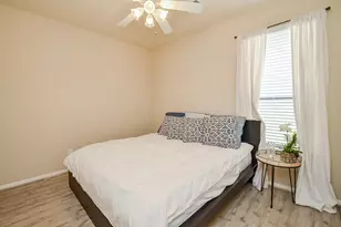 614 Coggins Point Way, Sugar Land, TX 77479 - Photo 24