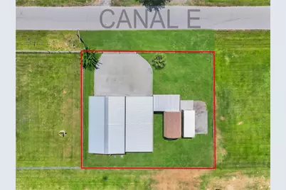 1134 E Canal East, Crystal Beach, TX 77650 - Photo 2