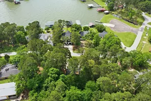 213 Lakefront Dr, Onalaska, TX 77360 - Photo 42