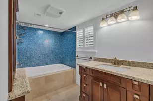 13003 Pebblebrook Dr, Houston, TX 77079 - Photo 14