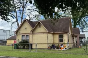 2621 Eastman St, Houston, TX 77009 - Photo 10