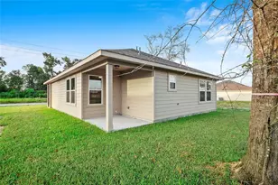 1111 Rd 5102, Cleveland, TX 77327 - Photo 14
