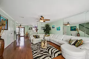 25 Lakewood Ln, Seabrook, TX 77586 - Photo 4