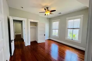 801 University Blvd, Galveston, TX 77550 - Photo 4