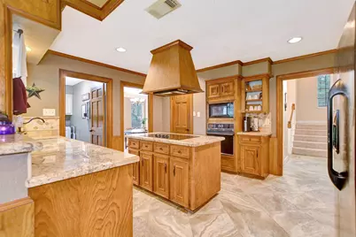 15611 Birchview Drive, Tomball, TX 77377 - Photo 18