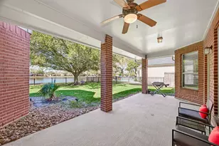 12711 Wildwood Bend Ln, Cypress, TX 77433 - Photo 32