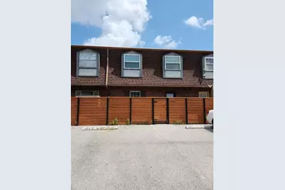 9303 Hammerly Boulevard #1004, Houston, TX 77080 - Photo 4