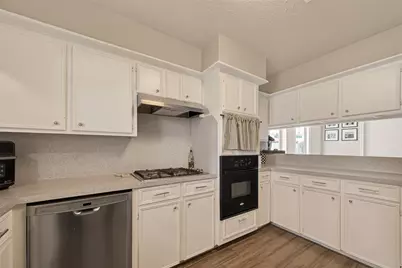 1925 Winding Creek Drive, Pearland, TX 77581 - Photo 20