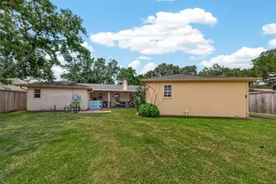 1925 Winding Creek Drive, Pearland, TX 77581 - Photo 40