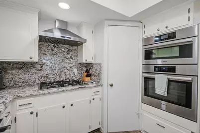7479 Woodoak Drive, Houston, TX 77040 - Photo 26