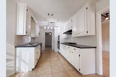 2002 Windmill Drive, Richmond, TX 77406 - Photo 6