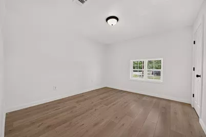 4619 18th Street, Bacliff, TX 77518 - Photo 24