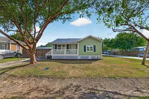 4619 18th St, Bacliff, TX 77518 - Photo 4
