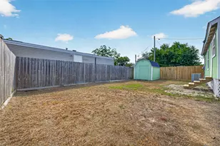 4619 18th St, Bacliff, TX 77518 - Photo 40