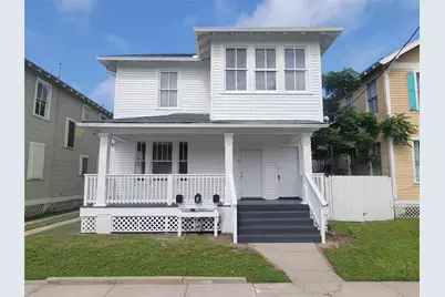 2221 35th Street, Galveston, TX 77550 - Photo 2