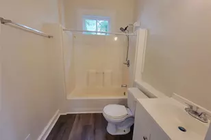 2221 35th St, Galveston, TX 77550 - Photo 10