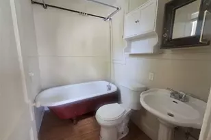 2221 35th St, Galveston, TX 77550 - Photo 28