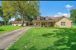 1306 Ervin St, League City, TX 77573 - Photo 8