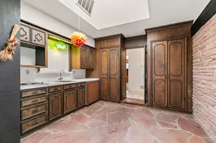 7846 Santa Elena St, Houston, TX 77061 - Photo 24