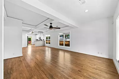 711 Walton Street, Houston, TX 77009 - Photo 10