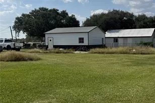 6325 Kamas Ln, Needville, TX 77461 - Photo 4