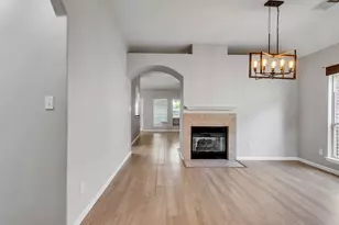2310 Highland Crossing Dr, Conroe, TX 77304 - Photo 8