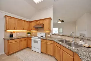 16615 Great Oaks Glen Dr, Houston, TX 77083 - Photo 14