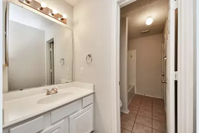 16615 Great Oaks Glen Drive, Houston, TX 77083 - Photo 32