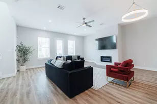 7814 De Priest St, Houston, TX 77088 - Photo 18