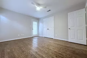 1963 Peden St, Houston, TX 77019 - Photo 6