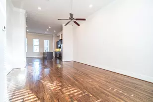 1027 St Charles St, Houston, TX 77003 - Photo 10