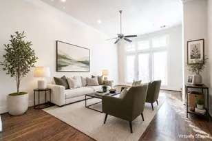 1027 St Charles St, Houston, TX 77003 - Photo 1