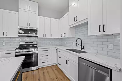 6476 T C Jester Boulevard, Houston, TX 77091 - Photo 2