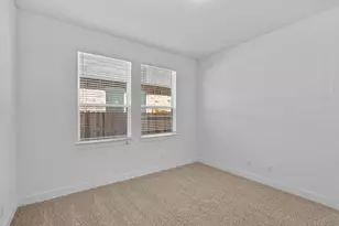 12011 Canal View Blvd, Mont Belvieu, TX 77523 - Photo 8