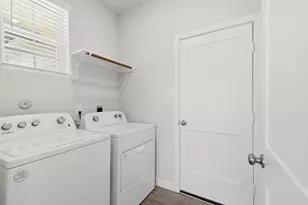 1230 Point Lookout Dr, Dayton, TX 77535 - Photo 18