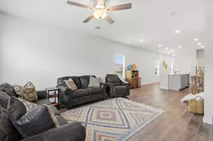 1230 Point Lookout Dr, Dayton, TX 77535 - Photo 10