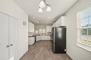 13710 Evansdale Ln, Houston, TX 77083 - Photo 4