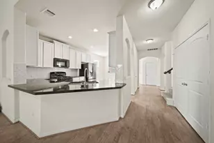 13710 Evansdale Ln, Houston, TX 77083 - Photo 8