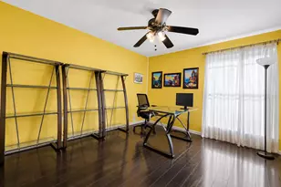 11042 Bellbrook Dr, Houston, TX 77096 - Photo 14