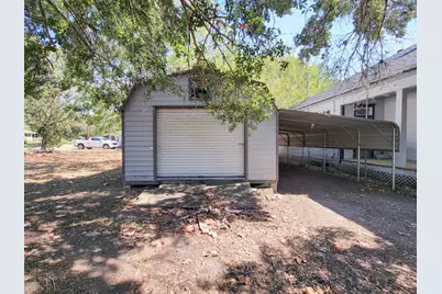 304 N Walnut Avenue, Eagle Lake, TX 77434 - Photo 42