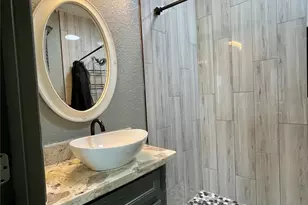 517 S Avenue G, Freeport, TX 77541 - Photo 12