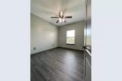 517 S Avenue G, Freeport, TX 77541 - Photo 20