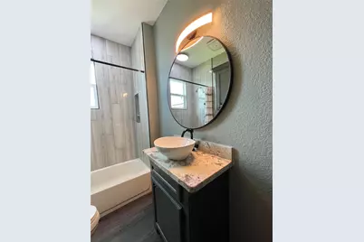 517 S Avenue G, Freeport, TX 77541 - Photo 16