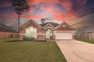 1207 S Diamondhead Blvd, Crosby, TX 77532 - Photo 1