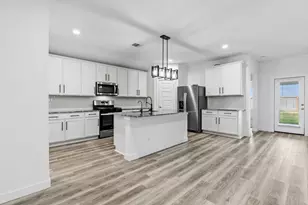 31514 Avebury Lake Ln, Fulshear, TX 77441 - Photo 10