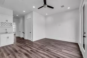 2716 Baldwin St, Houston, TX 77006 - Photo 22