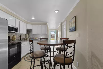 66 Tarpon Street, Bayou Vista, TX 77563 - Photo 8